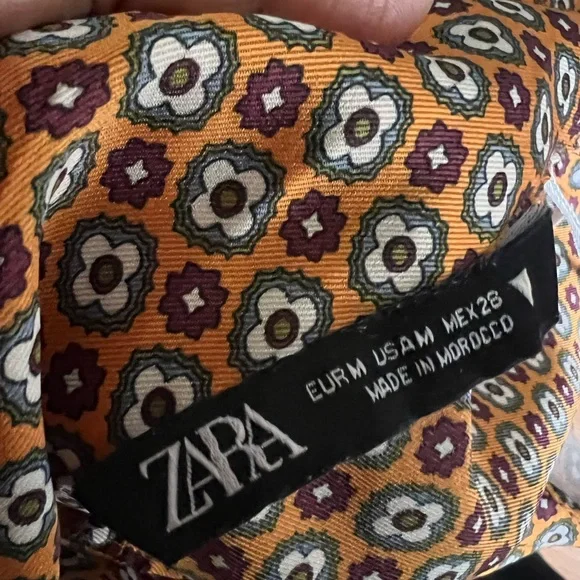 Zara Multicolor Floral Pattern Blouse - Picture 5 of 5